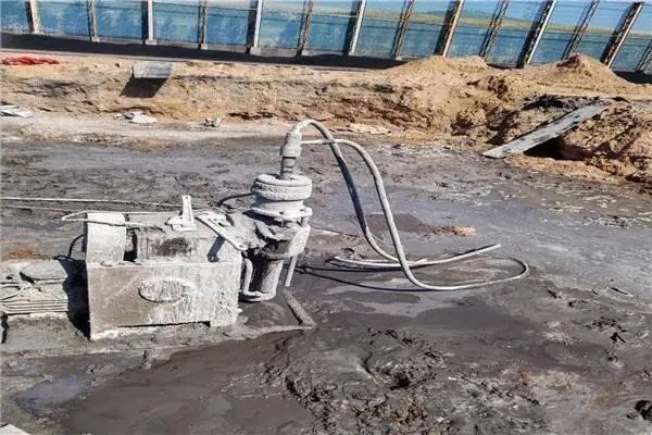 黄竹镇水泡基础注浆加固